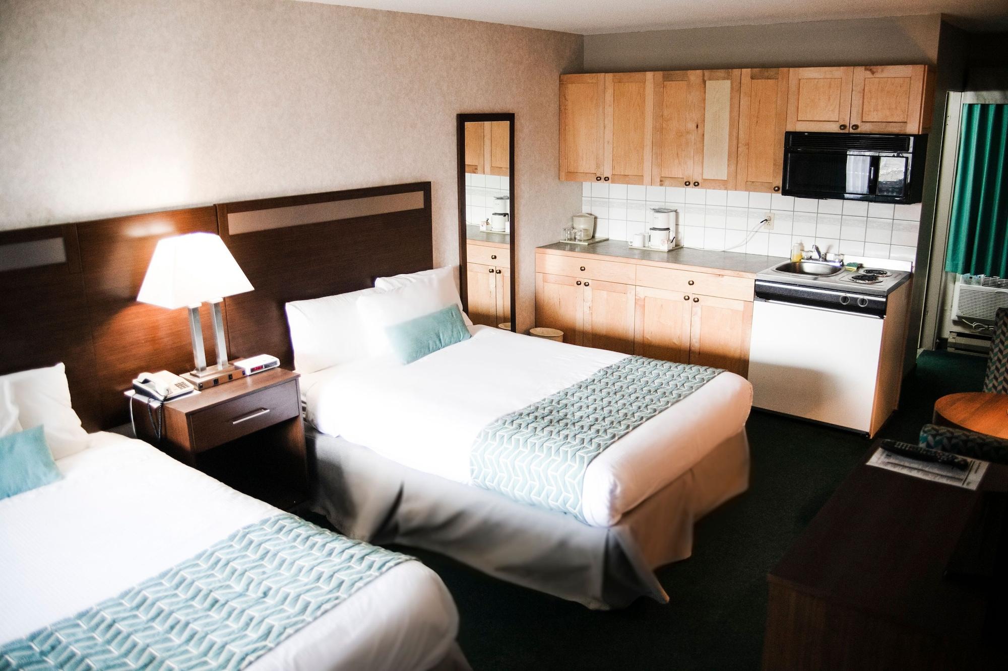 فندق Ramada By Wyndham كويسنيل المظهر الخارجي الصورة