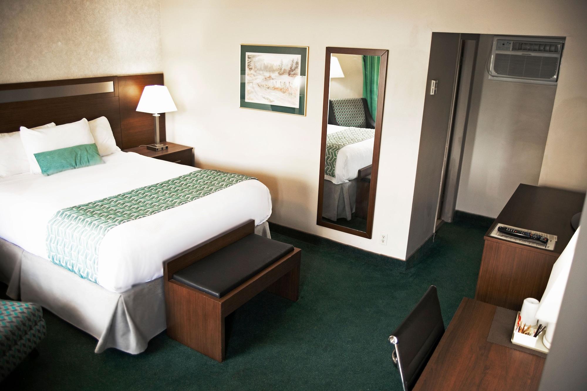 فندق Ramada By Wyndham كويسنيل المظهر الخارجي الصورة