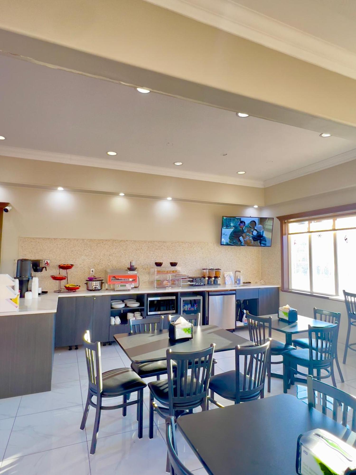 فندق Ramada By Wyndham كويسنيل المظهر الخارجي الصورة